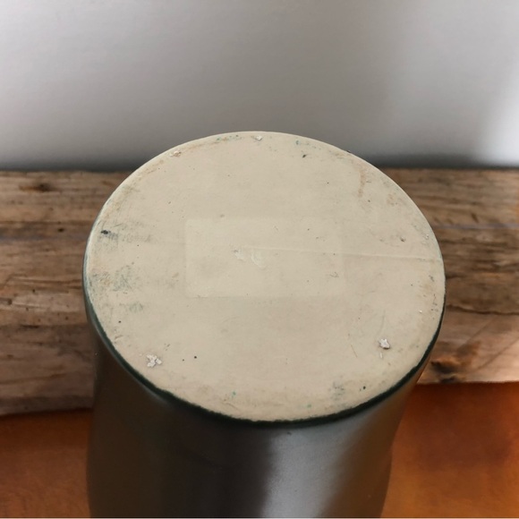 Vintage Art Deco Tall Dark Green Stoneware Vase - Picture 7 of 12